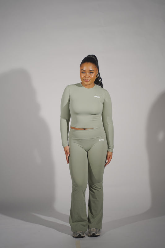 Sage Seamless Long Sleeve Flared Set